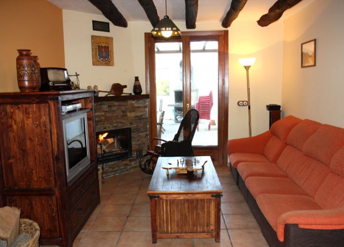 casa-rural-milagro-salon_3